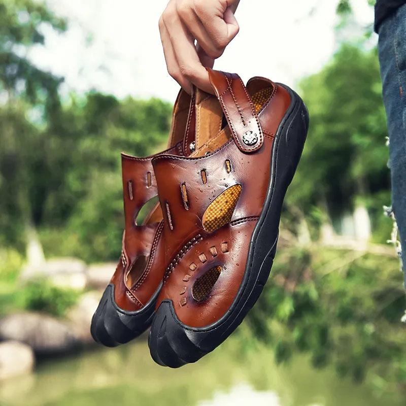 Summer Men's Sandals Genuine Cowhide Leather Breathable Hollow Beach Shoes Hole Shoes Soft Sole Breathable Waterproof Sandals