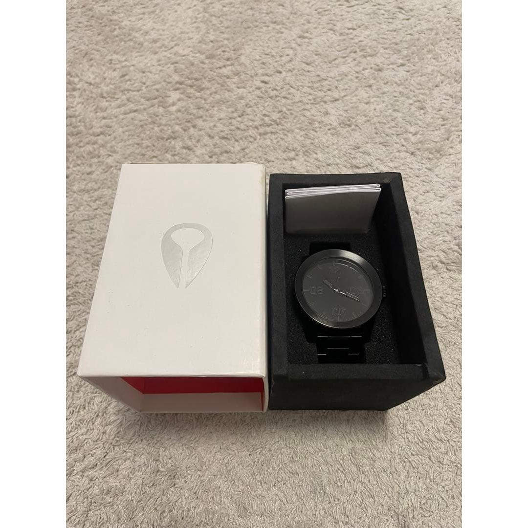 Used NIXON THE CORPORAL TAKE CHARGE 100M