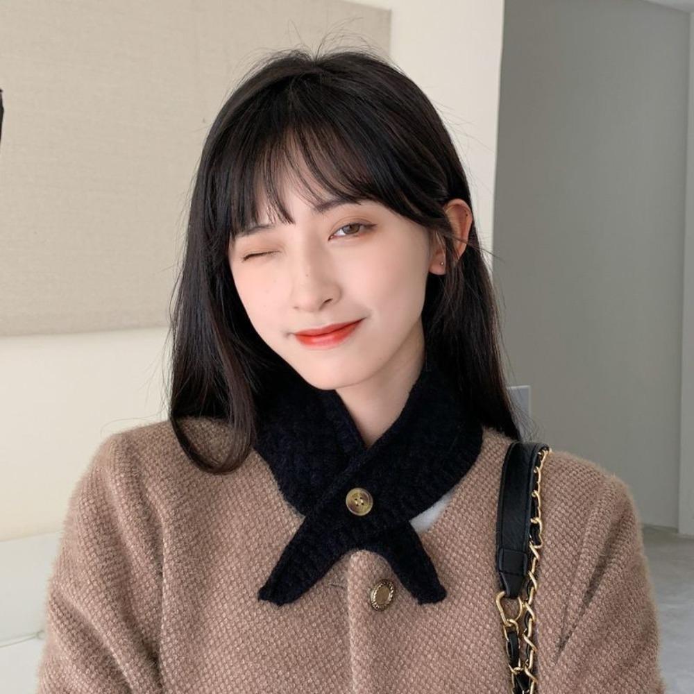 

Solid Color Knit Triangular Scarve Keep Warm False Collar Fashionable Knitted Cross Scarf Female чорний