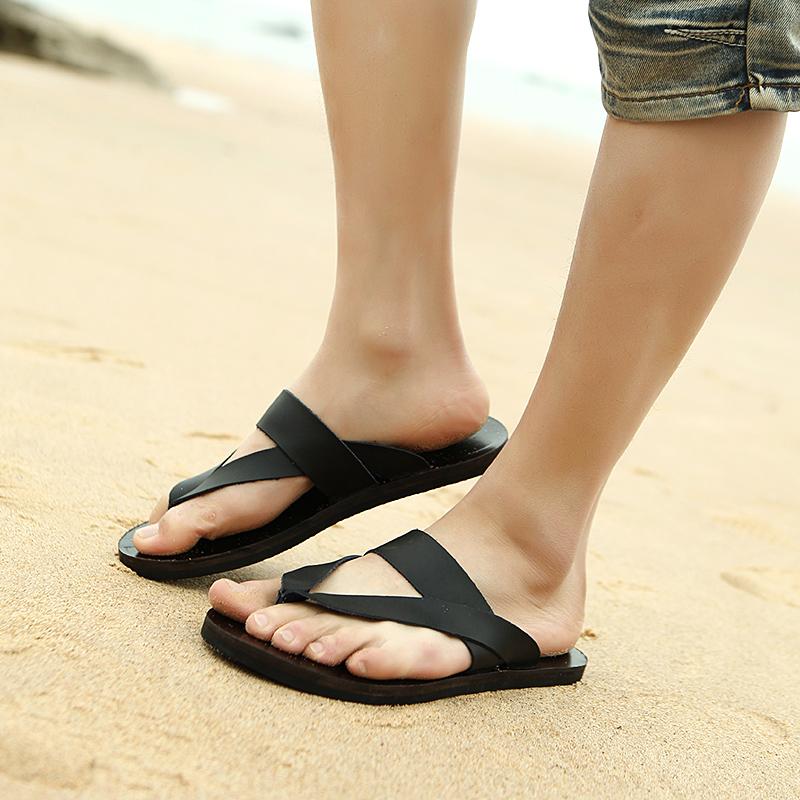 Lærtøfler for menn 2024 Hotell Strand Sommersko Høy kvalitet Stor størrelse 46 Slip-on Lette Flate Menn Flip-flops Utendørssko