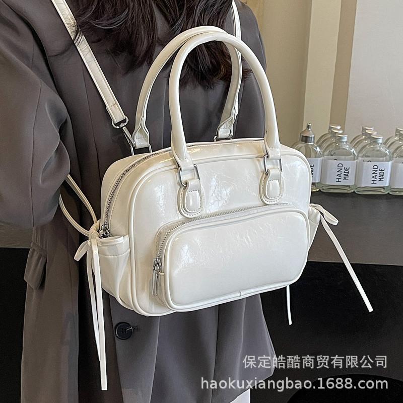 Backpack Women's Backpack 2025 New Large Capacity Niche Simple Commuter College College Wind Leather School Bag