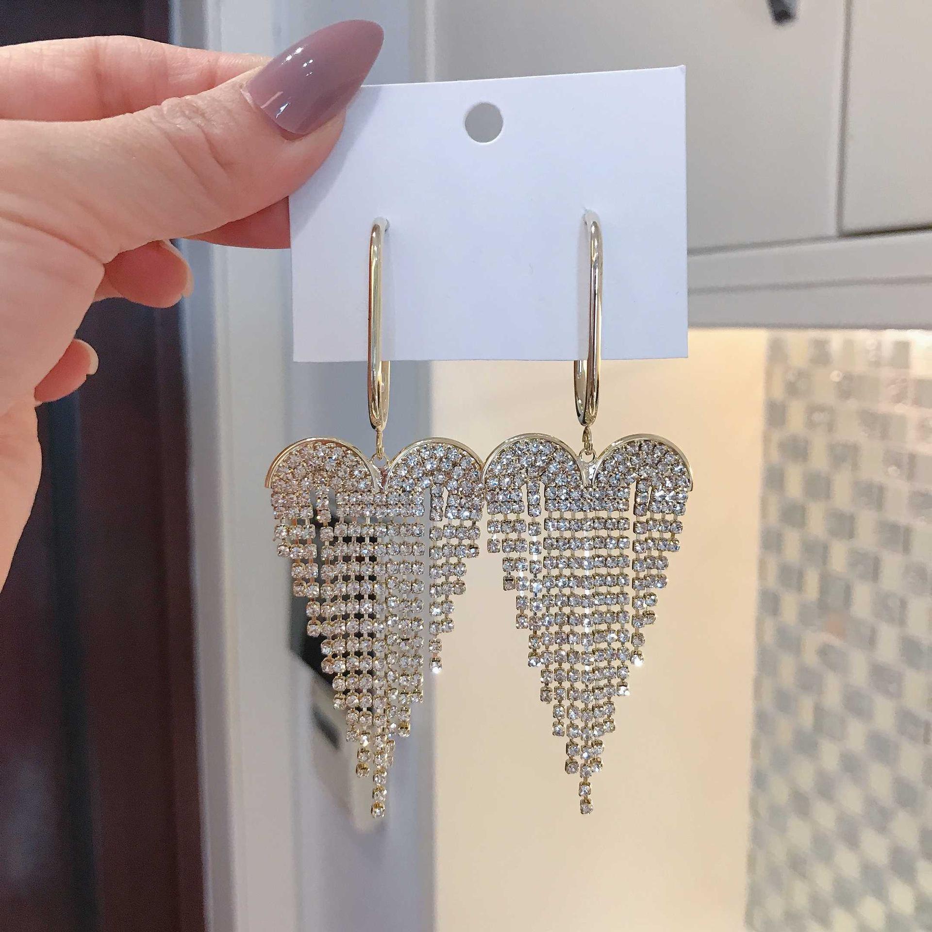 

Элегантные европейские и американские серьги с кисточками из стразов – Длинный, атмосферный дизайн для модных женщин