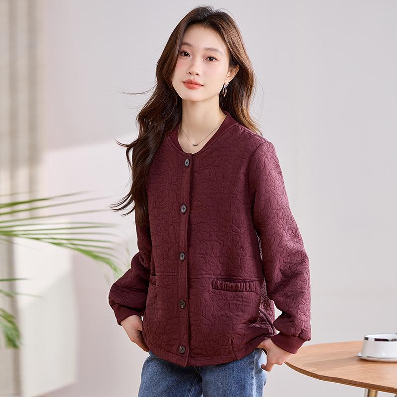 

Женская жаккардовая ангоровая куртка красного цвета - Мода Весна/Осень 2025, Свободный крой, Омолаживающий топ в бейсбольном стиле Medium