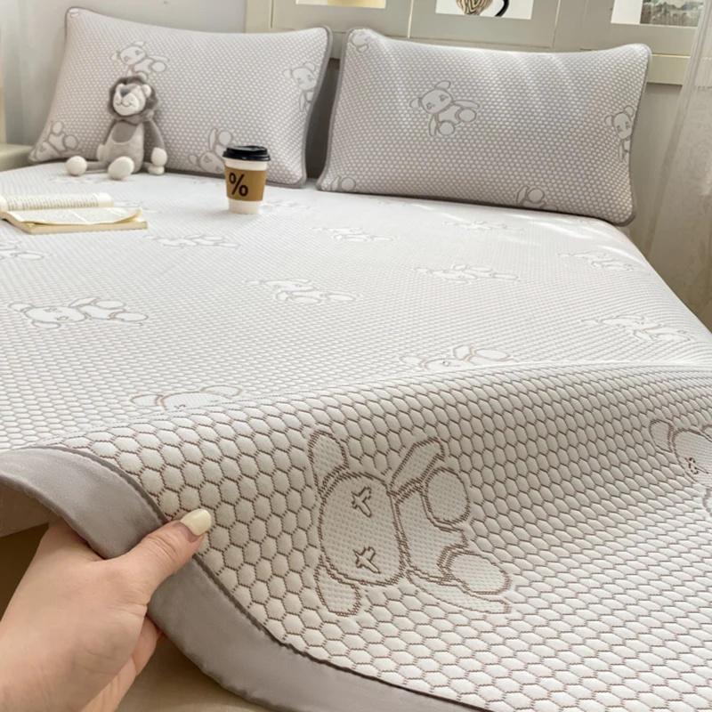 2026 Summer High-quality Ice Bean Summer Mat for Bed Air-Permeable Sleeping Naked Cooling Mat Cool Down Coolness Bed Mat Cold