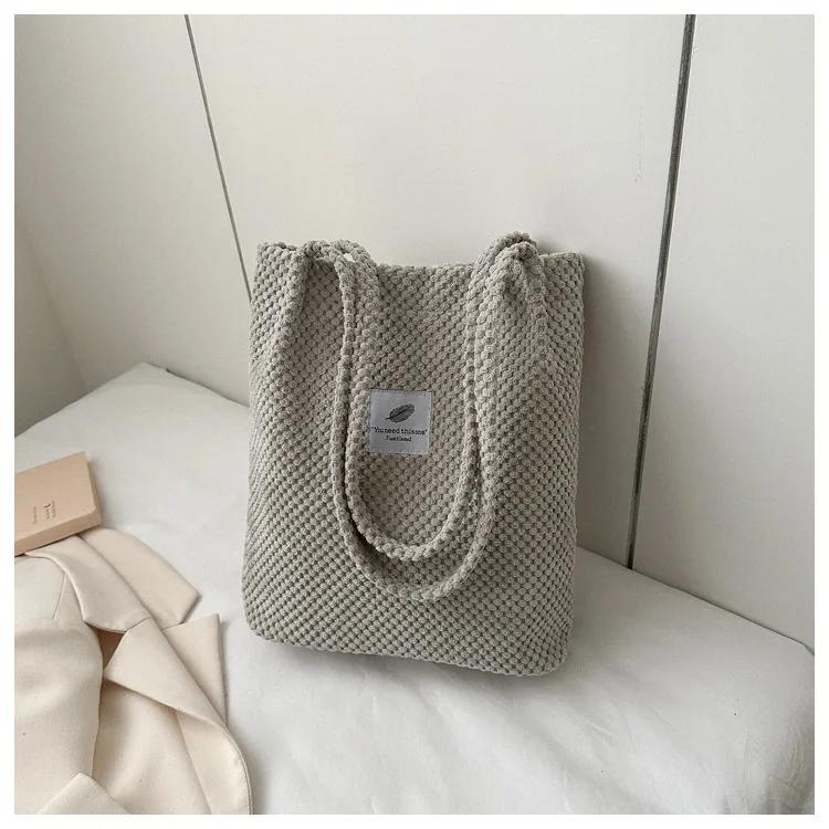 Fashion Tote Bag for Women's Commuting Shoulder Bag Retro Plush New Women's Bag Personalized Handbag