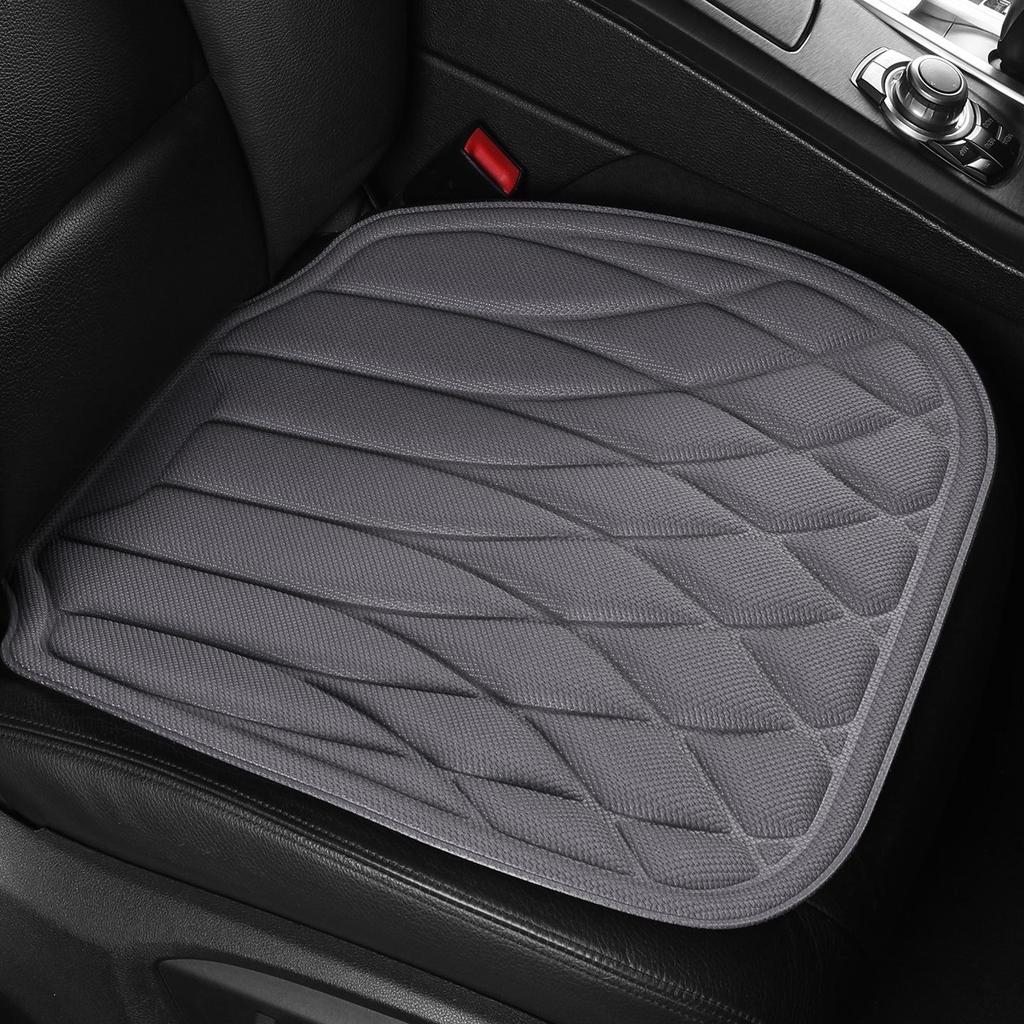Three-Piece Seaweed Fiber Car Seat Cushion Set: Universal, Comfortable, Breathable, Non-Slip, All-Season Cover.