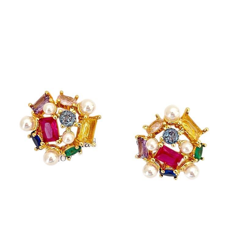 French Full Color Diamond Stud Earrings Light Luxury Fashion Heavy Industry Style Geometric Earrings Fashion Versatile Temperament Earrings