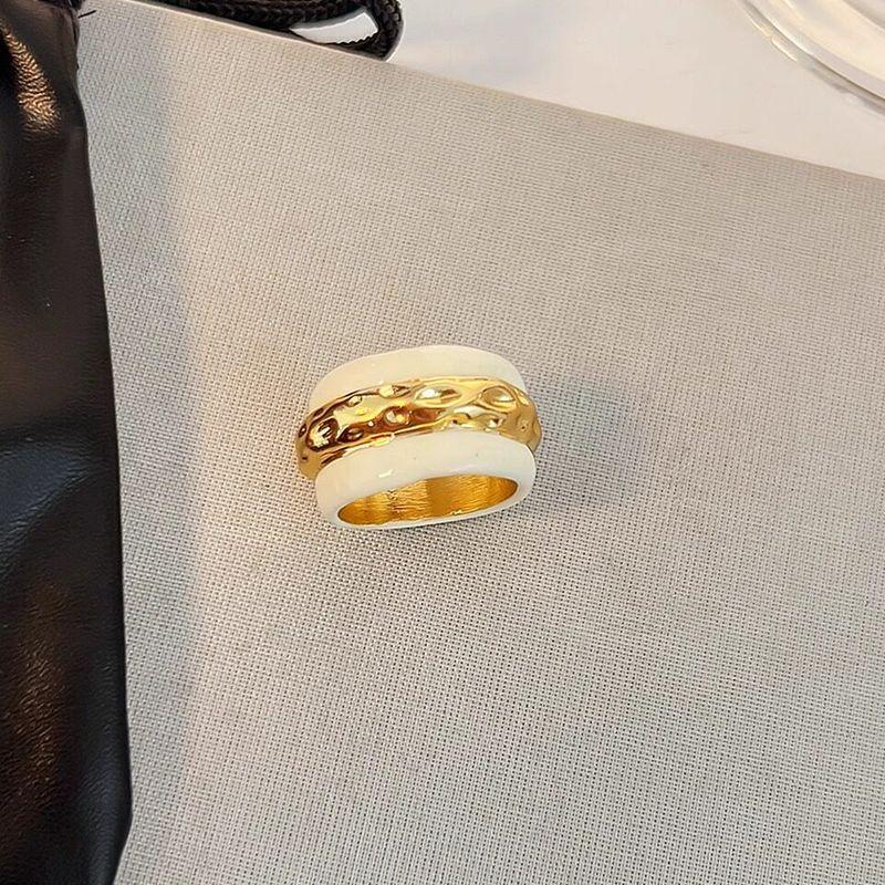 Queen Drip Glazed Black Gold Mixed Enamel Ring Fancy Fashion Mild Luxury Retro Fashion Special-Interest Design Ring Women A White