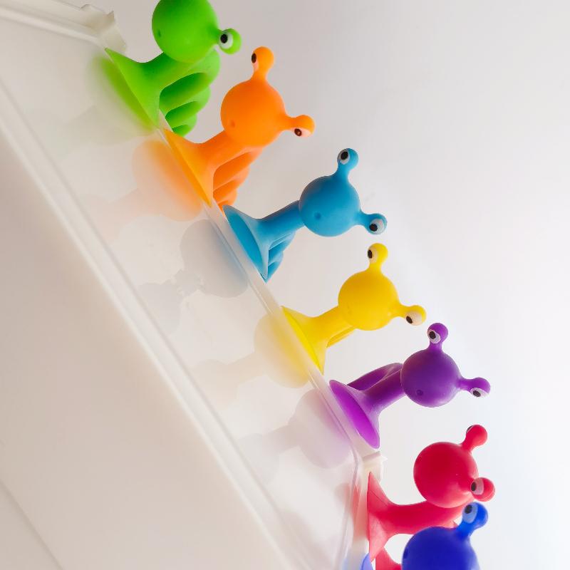 1pc Animal Sucker Toy,Long Antennae Shaped Suction Cup Toy for Stress Release, Parent-child Interactive Game, Gift for Kids Boys