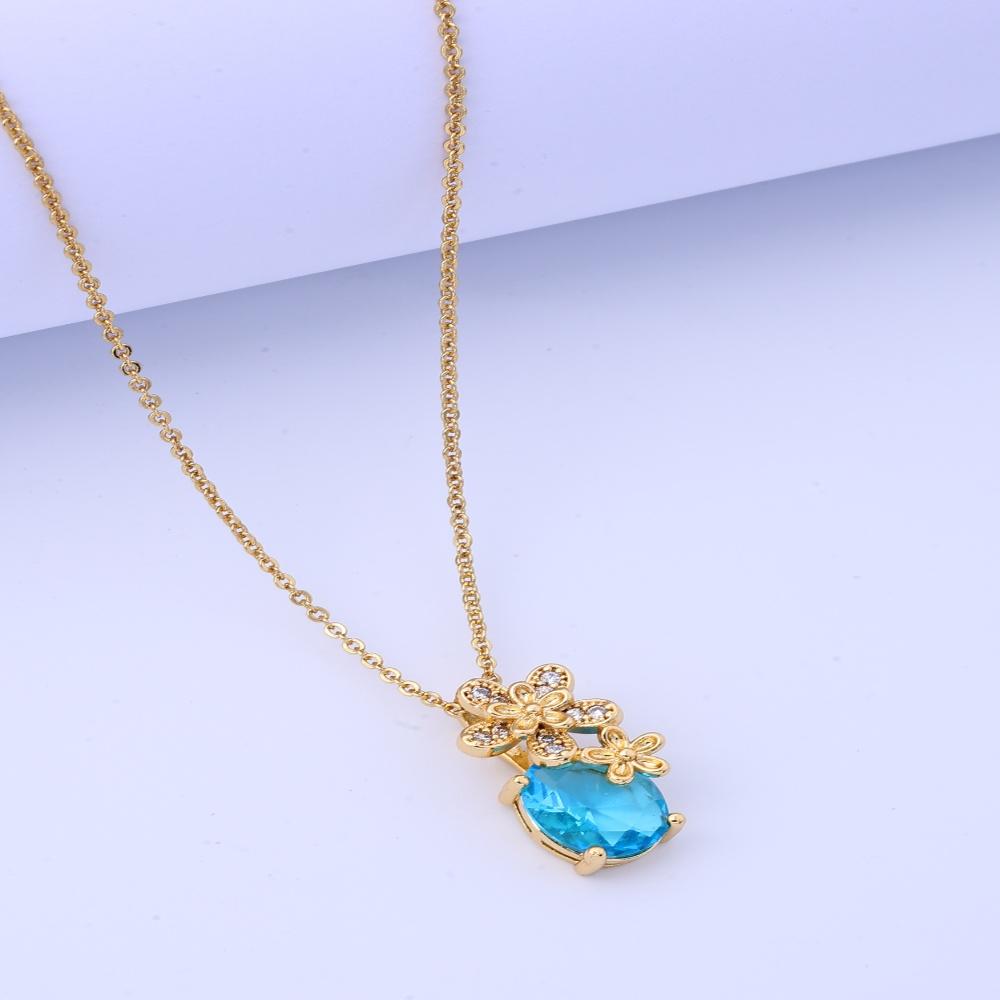 

2025 spring new titanium steel non-fading necklace temperament versatile zircon necklace women s niche simple clavicle chain United States