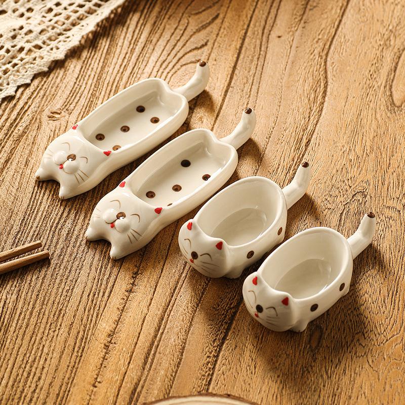 Cute Ceramic Cat Plate Japanese Soy Sauce Dish Creative Home Tableware with Chopsticks Holder