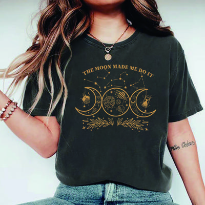 Mystischer Mond und Sonne T-Shirt Boho Vintage Mond Halloween T-Shirt Himmlische Mondshirts Hexenhaftes Oberteil Damen Kurzarm Freizeit-Oberteile