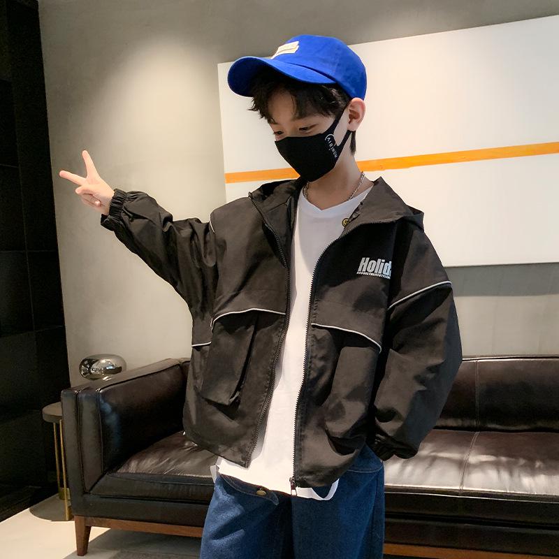

Boys 2026 Spring Hooded Windbreaker Jacket - Trendy and Casual Sportswear for Medium to Large Kids 170 cm чорний