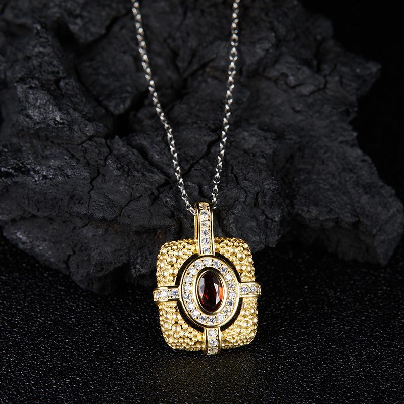 Niche Personalized Design Colored Treasure Necklace Women'S S925 Sterling Silver Natural Garnet Gemstone Pendant Light Luxury High Sense