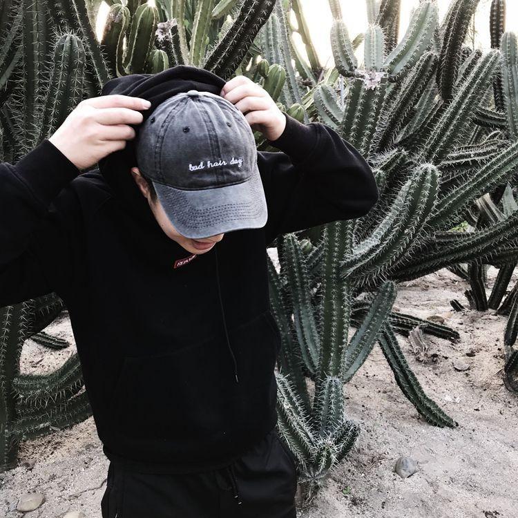 Fashionable Embroidered Wide Brim Baseball Cap For Men Women And