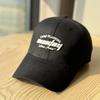 New style face-slimming cap for women, Korean version with letter embroidery, hard-brimmed baseball cap, versatile for couples, suitable for travel,