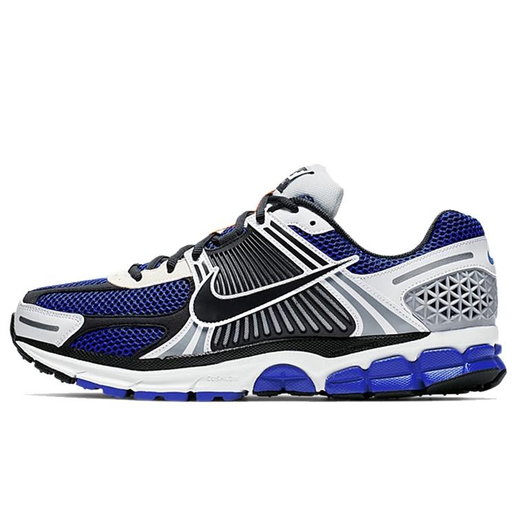 Nike Air Zoom Vomero 5 SE