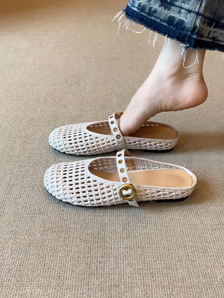 3.5Cm versatile round head woven hollow shallow mouth word with metal buckle French outer wear low heel bag head cool slippers