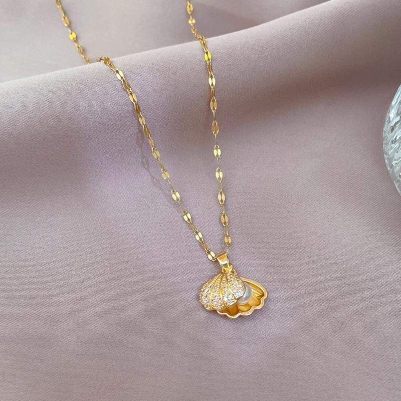 Elegant Pearls Shaped Freshwater Shell Necklace Jewelry Accessory for Women Ladies Handmade Sturdy Alloy Jewelry