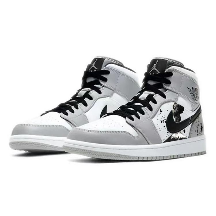 Jordan Air Jordan 1 Cushioning Slip Resistant Abrasion Resistant Mid top Vintage Basketball Shoes Men's Smoke Gray 554724-092(Team56-)