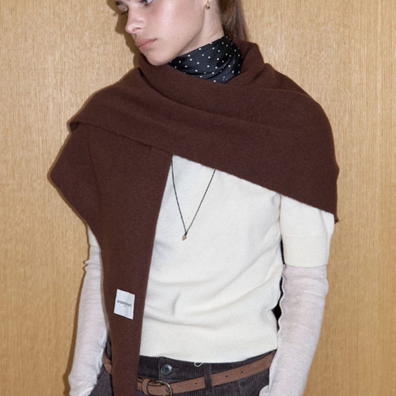 LOVE ME MONSTER Hugging Triangle Wool Muffler_4COL (L253MMF010)