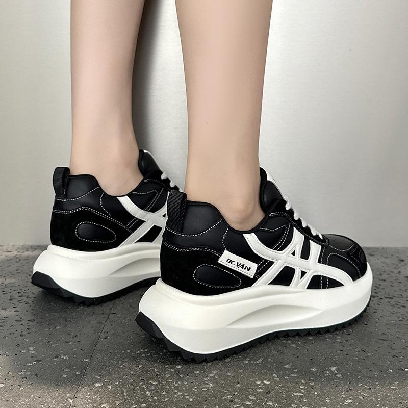 Plateau-Schuhe Forrest Gump Herbst Neu Leder College-Stil Sport und Freizeit Dad Shoes