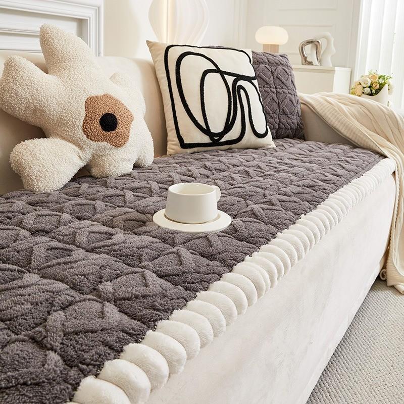 Solid Color Thicken Plush Sofa Cover Simple Furniture Protector Universal Non-slip Washable Couch Blanket for Living Room
