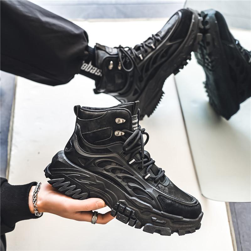 

High-top men s shoes winter pure black thick-soled heightening tooling Martin boots men s new casual sports dad trendy shoes 44 чёрный