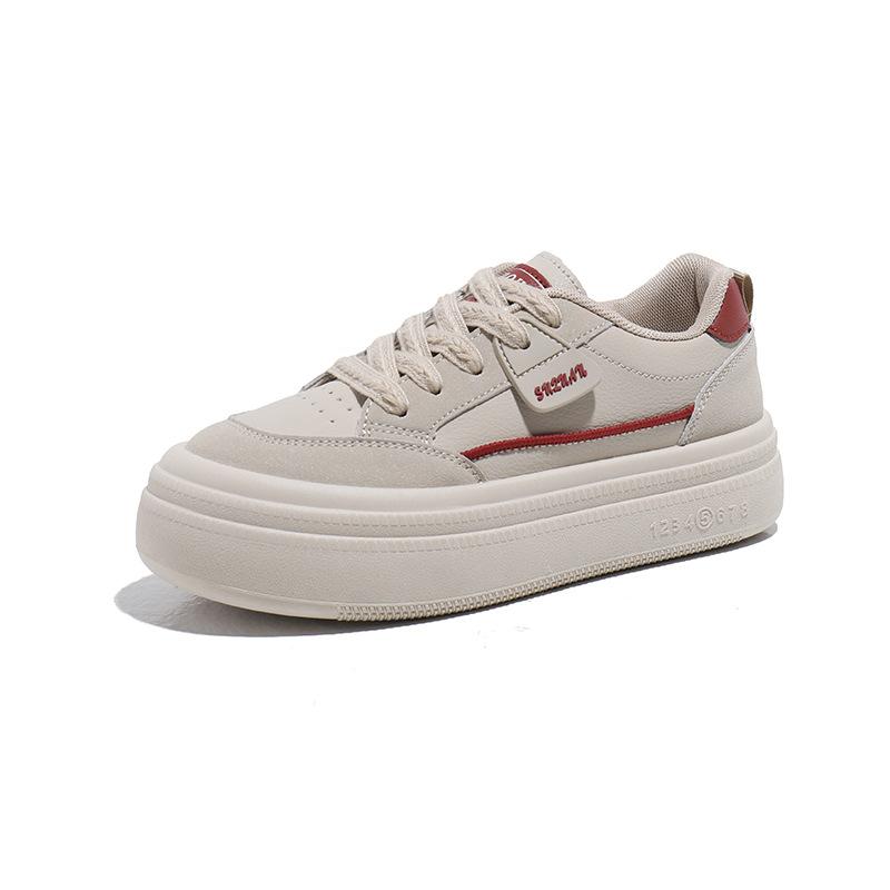 2025 spring little white shoes new Korean version ins female students platform heightening sports board shoes casual street shot K3701