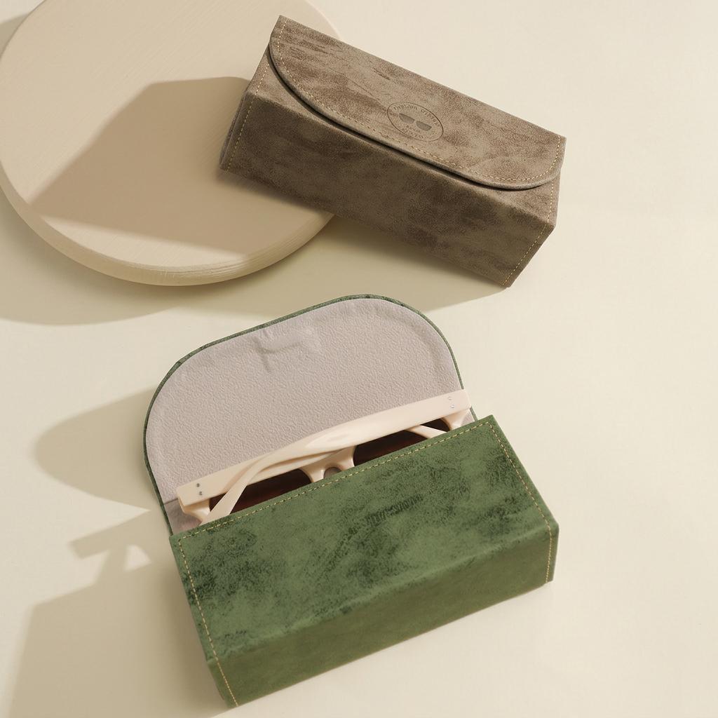 Large Capacity PU Leather Triangular Glasses Case Magnetic Closure Anti-scratch Protective Eyewear Holder for Sunglasses