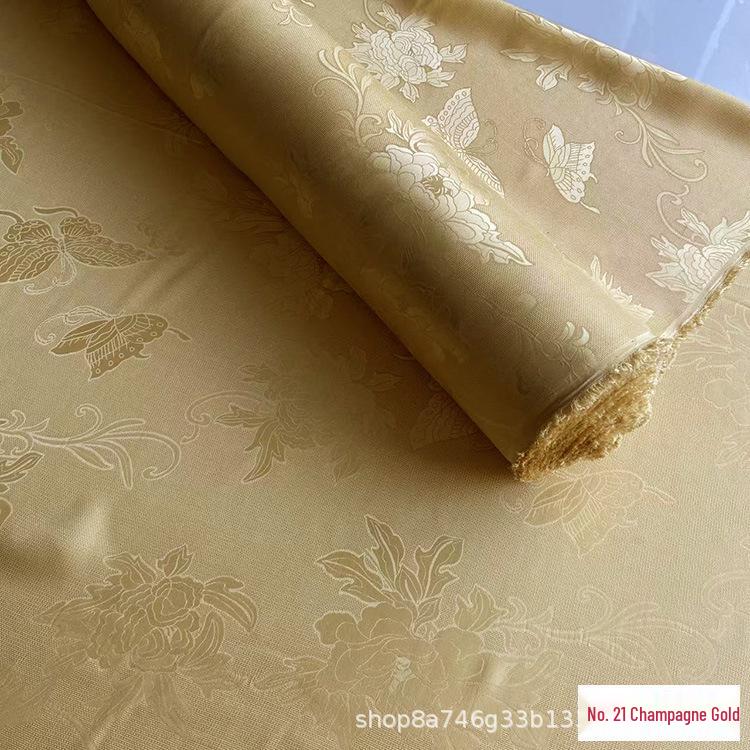 Žakárová látka Hanfu Qipao s otevřeným vzorem Motýli a pivoňky - 100% morušové hedvábí