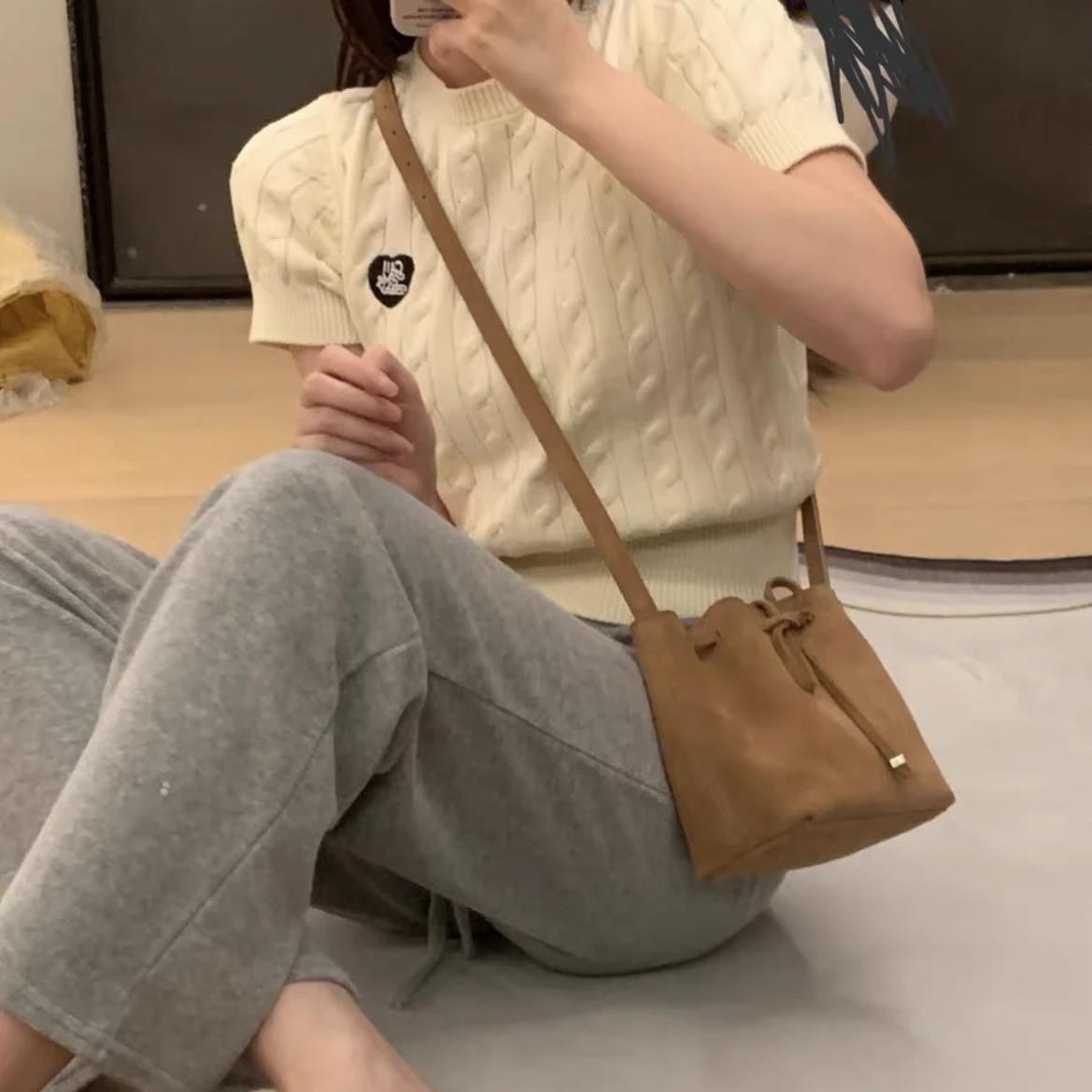 

Сумка-ведро Niche Leather Drawstring, матовая, универсальная, на одно плечо, через плечо