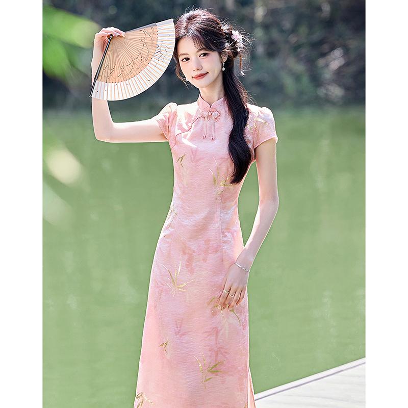 Design Sense Niche Fashion Temperament Slimming Dress for Small Figures