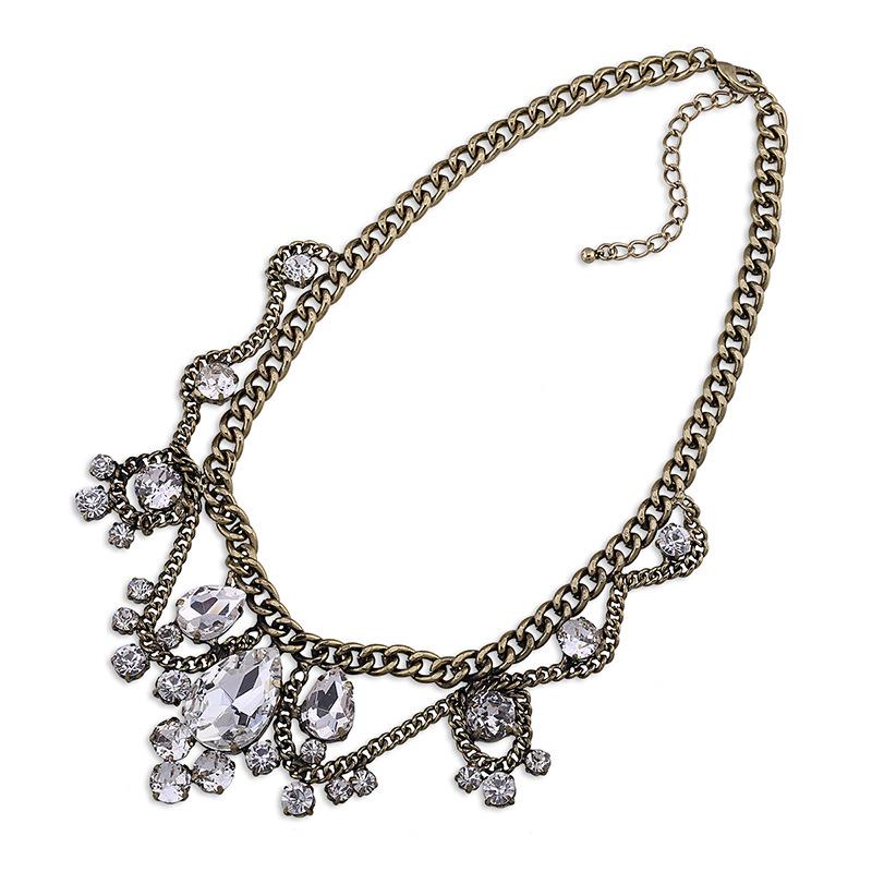 Gorgeous diamond-studded super sparkling crystal glass retro necklace