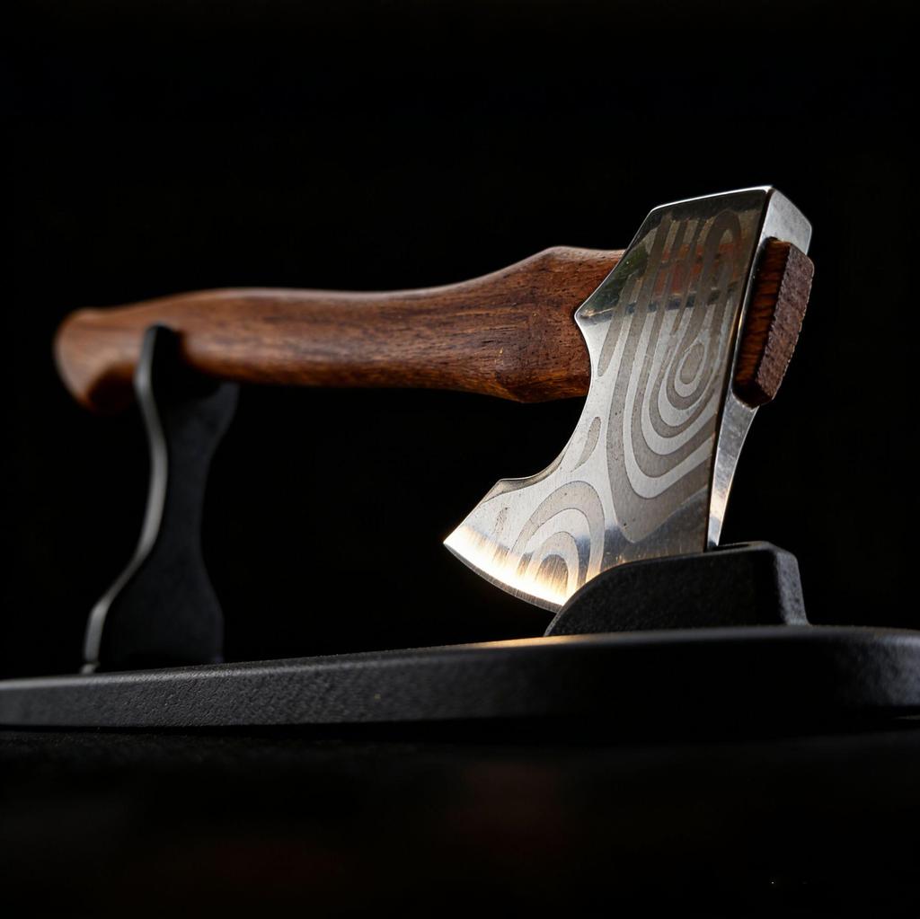 Exquisite Mini Axe Desktop Ornament and Pencil Sharpener with Wooden Handle