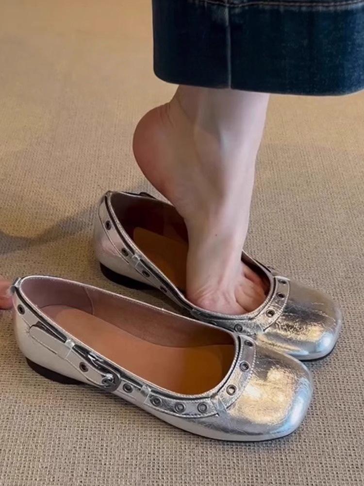 

Версия из мягкой кожи~ нишевый дизайн пряжка ремня мягкая подошва одинарные туфли женские 2025 весна новые квадратный носок туфли бабушки 35