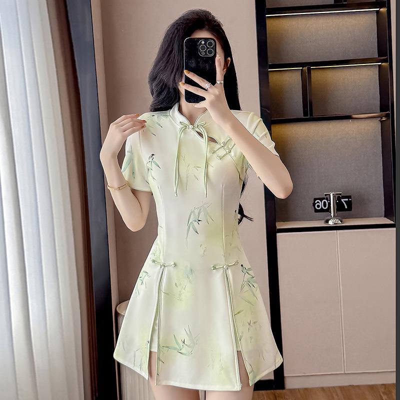 Modern Chinese Two-Piece Set: Cheongsam Dress and Shorts with Frog Button
