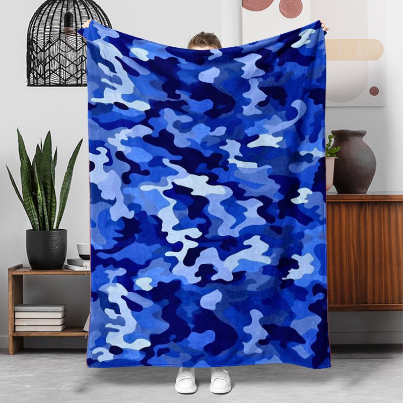 1pc Blue Camouflage Pattern Flannel Blanket, Lightweight and Soft Blanket, Gift Blanket for Family and Friends