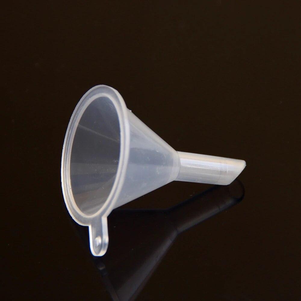 40pcs Mini Oil Funnels Kitchen Specialty Tools New Small Plastic for Perfume Diffuser Bottle Mini Liquid Oil Funnels Lab