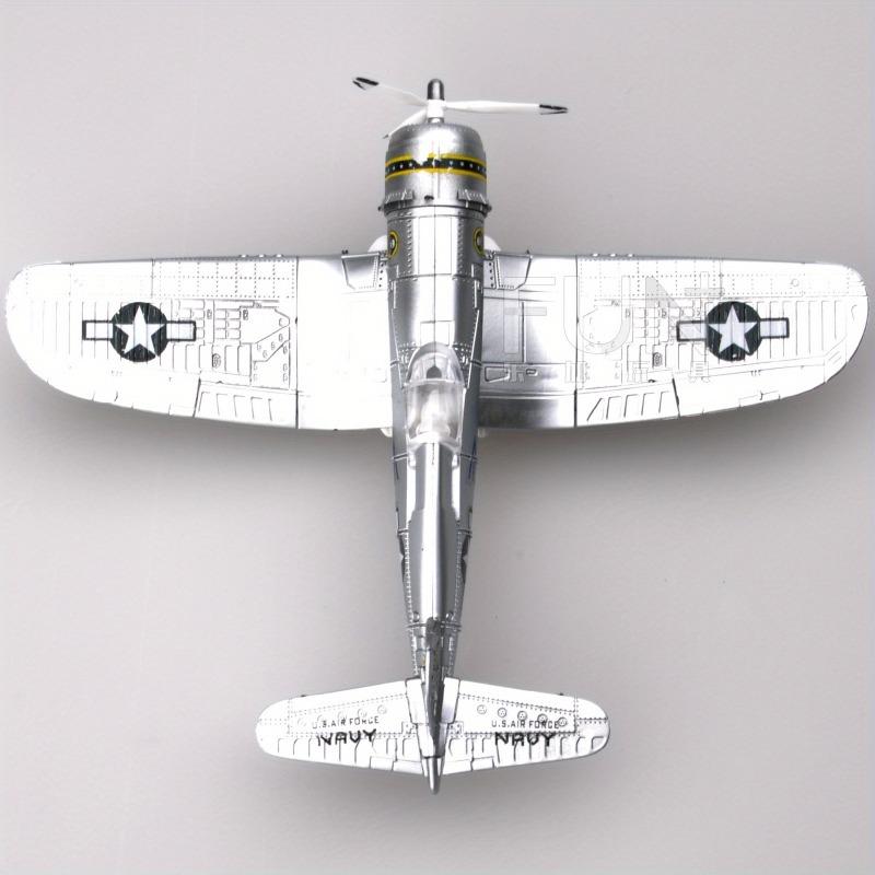 

Масштаб 1/48 Винищувач F4U Corsair ВМС США Пластиковий літак Літак Збірна модель літака Випадковий колір срібний