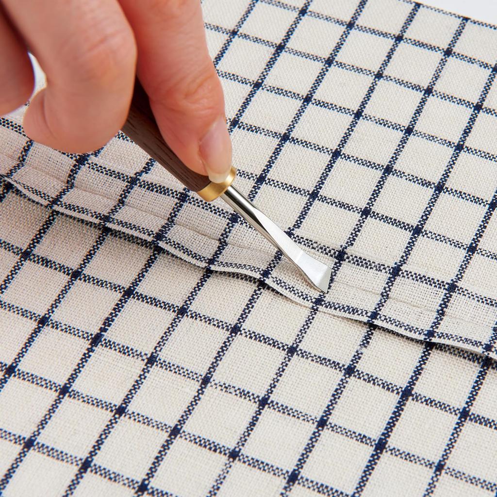 Clover Sewing Tool Includes Metal and Soft Set, Walnut, Awl, Ripper, Spatula, Roulette, CL21-237