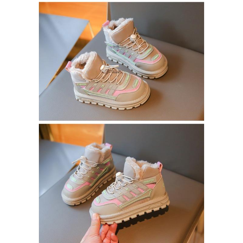 Version coréenne de jolies bottes de neige pour filles, nouvelles chaussures d'hiver en coton et velours pour enfants pour garder au chaud les chaussures pour enfants