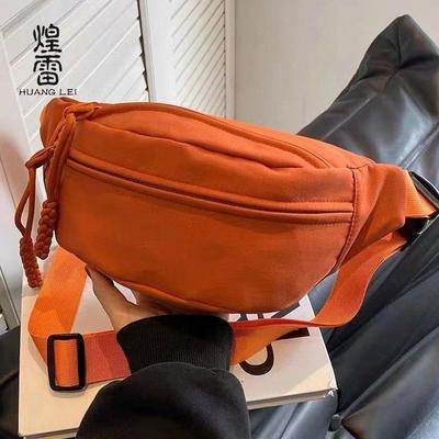 Simple Messenger Bag Breast Bag Fashion Casual Bag Women 2025 New Couple Bag Sports Versatile Japanese Style Fanny Pack