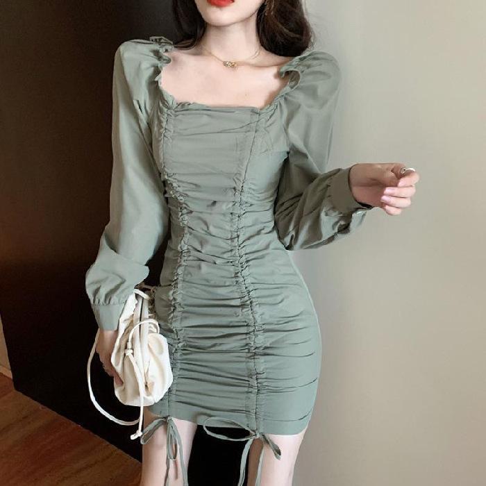 

Temperament dress women s spring new Korean version of sexy pleated shoulder skirt slim and thin short skirt tide S зелёный