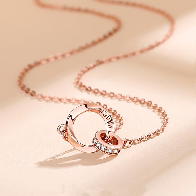 Korean Möbius Ring Necklace - Women's Summer Light Luxury 2022, Niche Design Clavicle Chain.