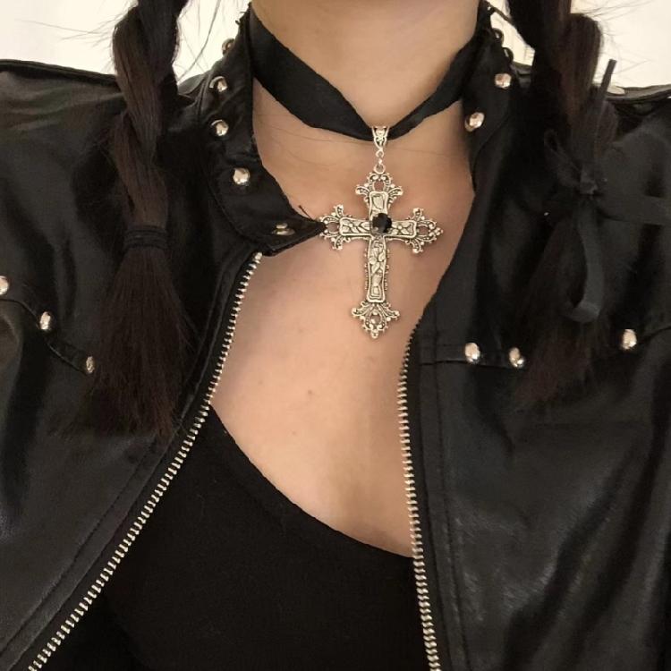 European and American Hip-hop Cross-shape Ribbon Necklace Punk Clavicle Chain