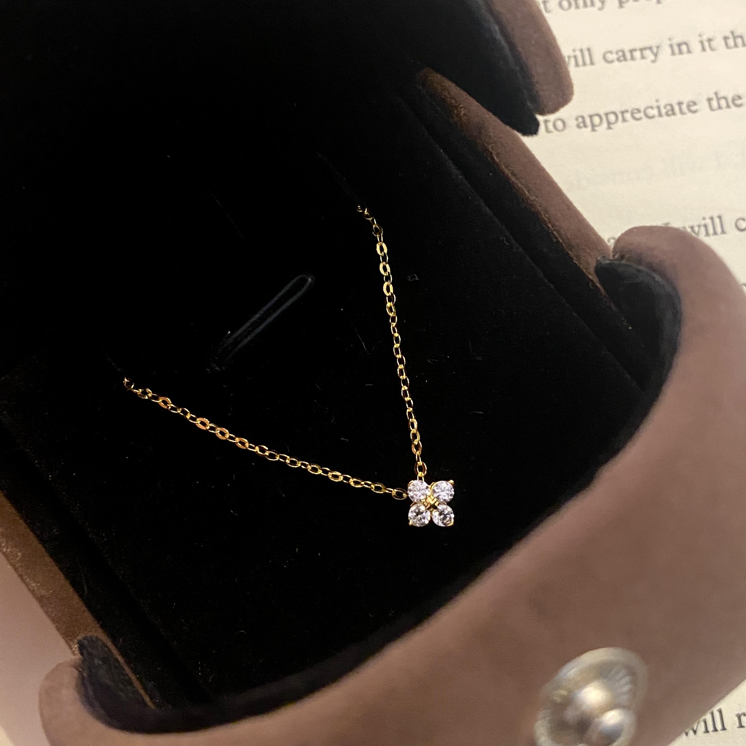 

Настоящий сплав SZinc Стерлинговый сплав цинка Модный милый кулон-подвеска в виде цветка с муассанитом для женщин Свадебная вечеринка Изысканные циркониевые подарки