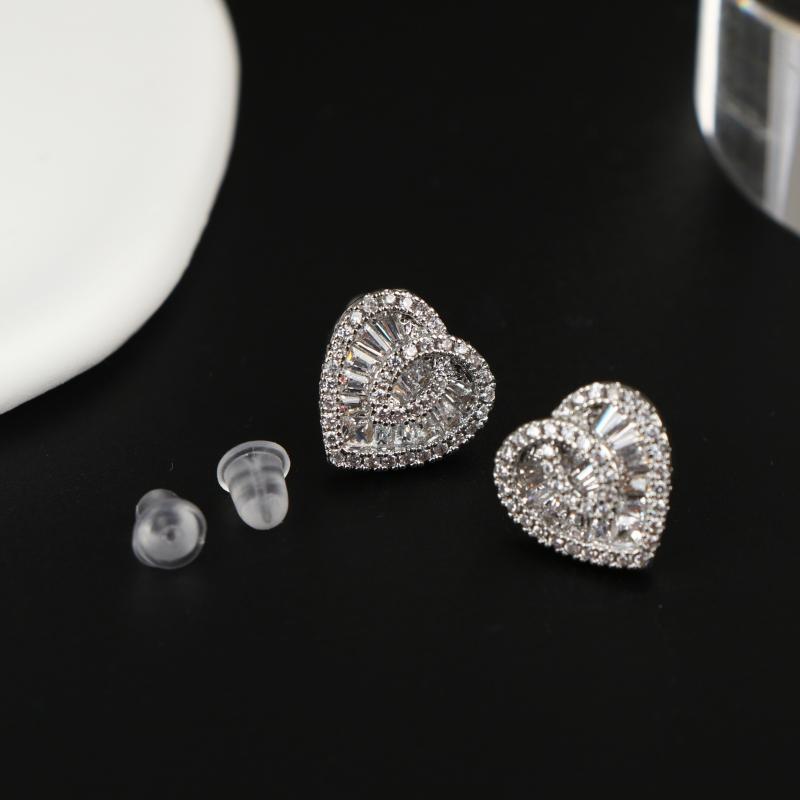Sweet Lady Love Heart Stud Earrings With Brilliant Cubic Zirconia Engagement Accessories Bridal Wedding Jewelry Gift