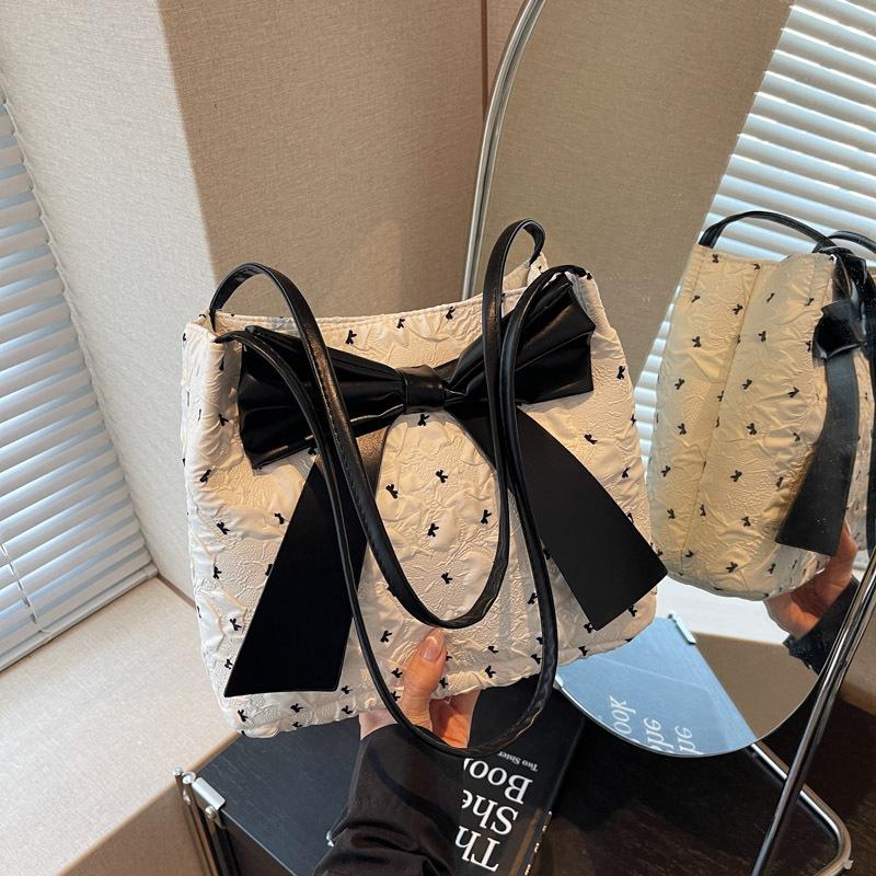 

Вместительная модная сумка-тоут с бантом, новая мода, в горошек, на одно плечо, подмышку, женская сумка для通勤 чёрный