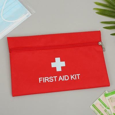 Första hjälpen-kit – Första hjälpen-kit